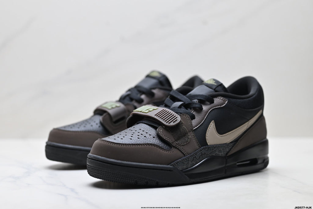 Jordan Legacy 312 Low Triple Black Sneakers