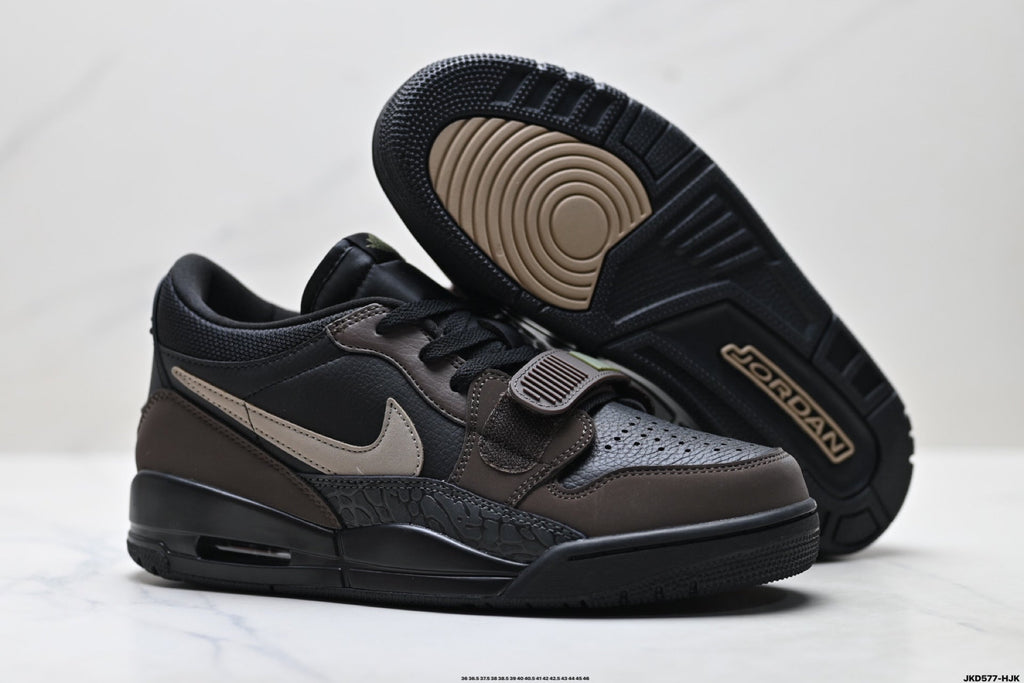 Jordan Legacy 312 Low Triple Black Sneakers