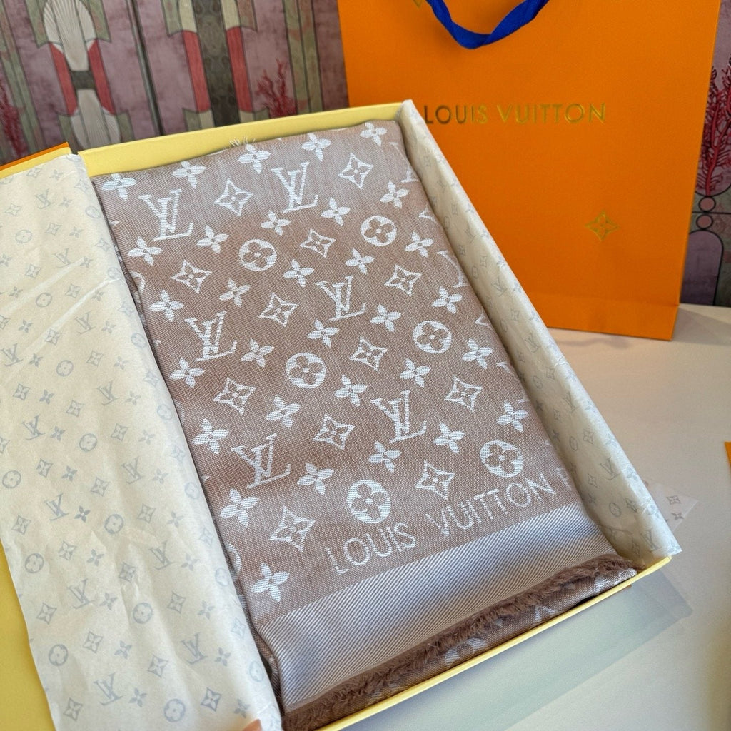 Louis Vuitton Patterned Woven Scarf
