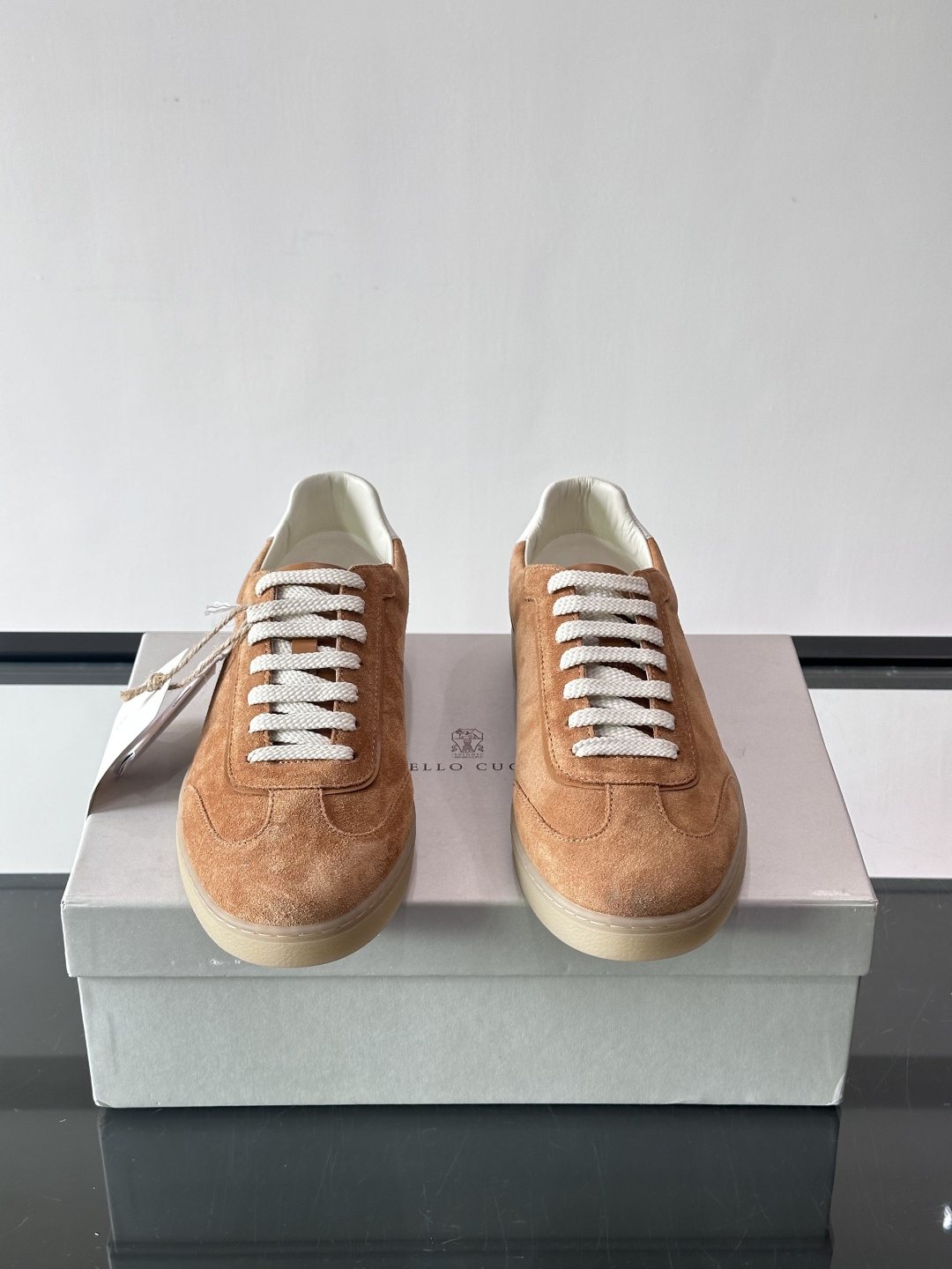 Brunello Cucinelli Men's Off-White Low-Top Sneakers