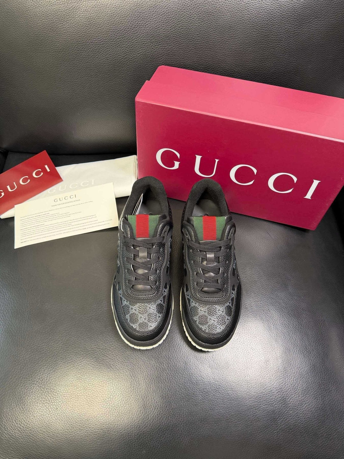 Gucci Patterned Low-Top Sneakers - Lace-Up Closure