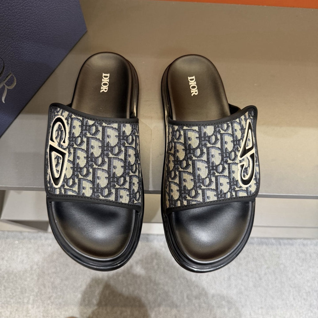 Dior Oblique Slide Sandals
