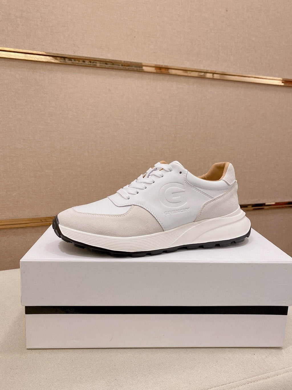 Givenchy Low-Top Lace-Up Sneakers