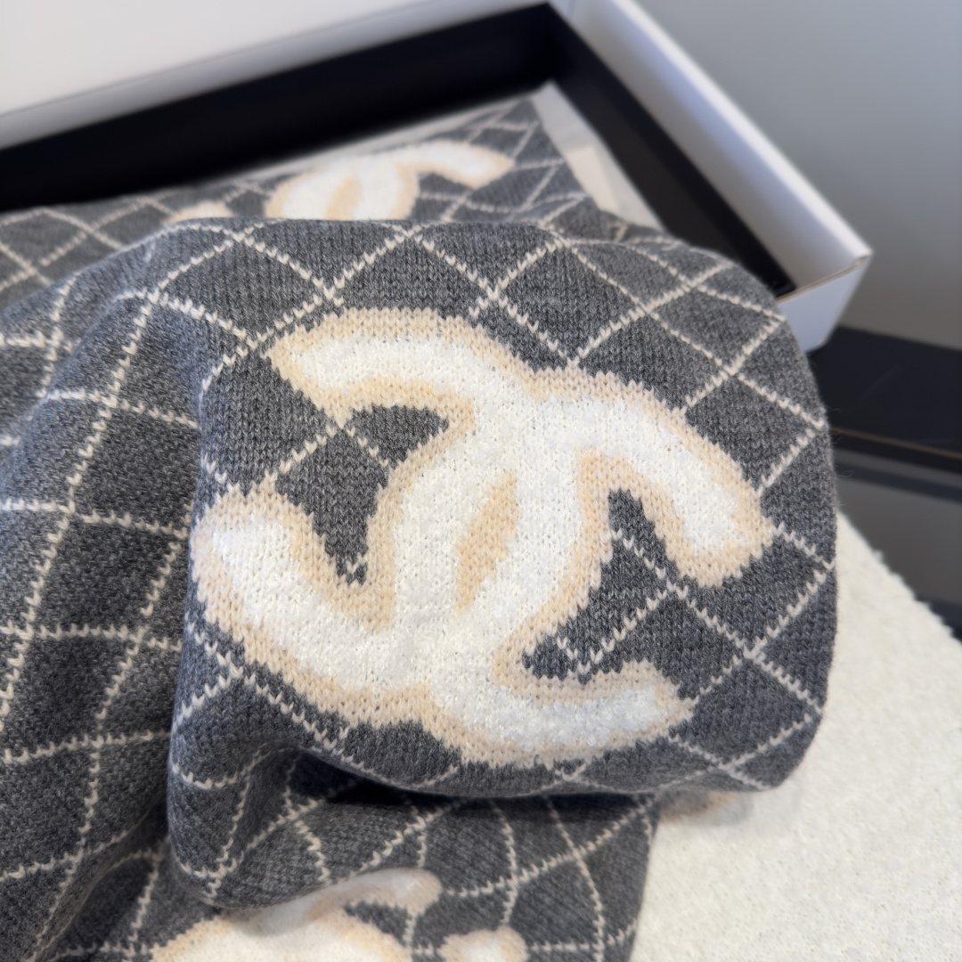 Chanel Grid Pattern Knit Scarf