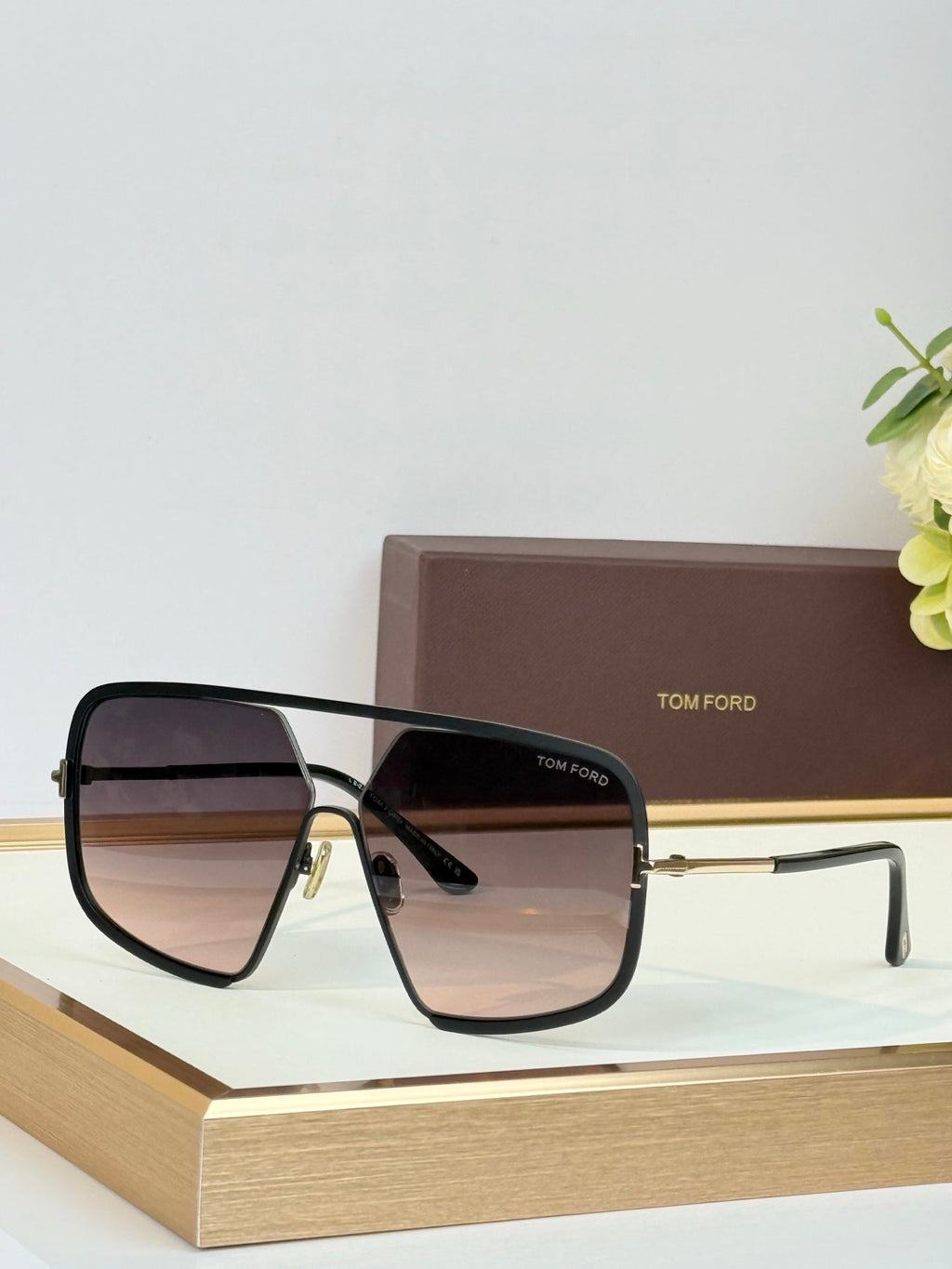 Tom Ford Sunglasses – Warren-02 (TF867)
